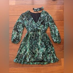 ALICE + OLIVIA Rita Blouson-sleeve Choker Dress